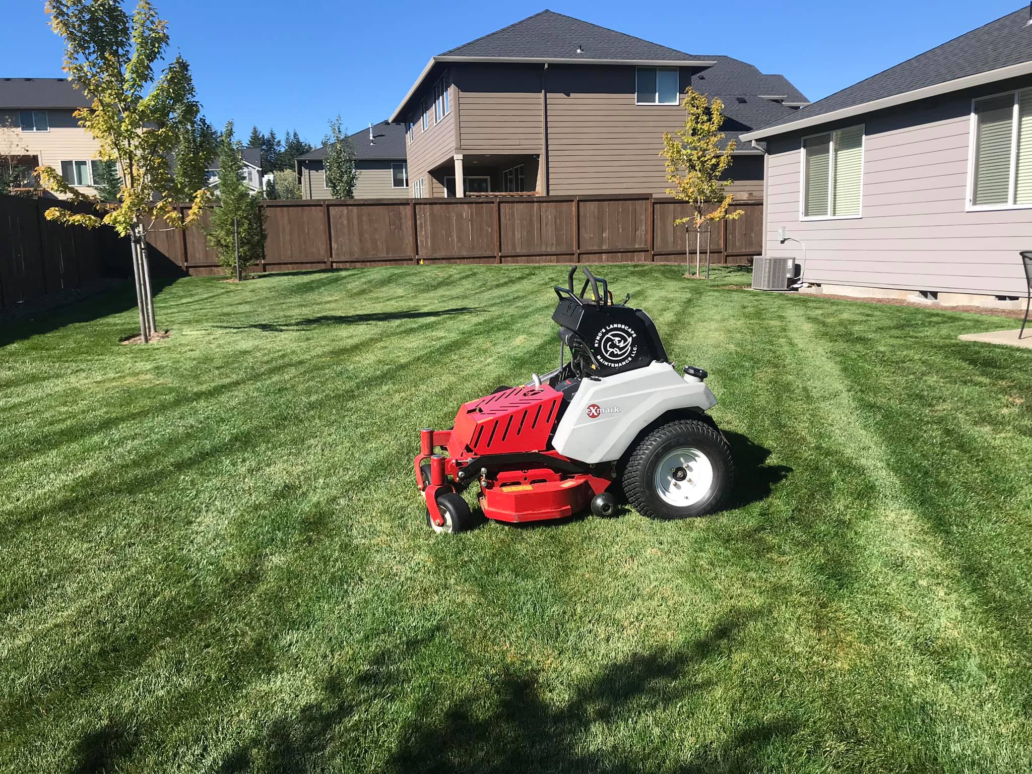 Professional landscaping services in Clackamas, Oregon - lawn care and landscape design