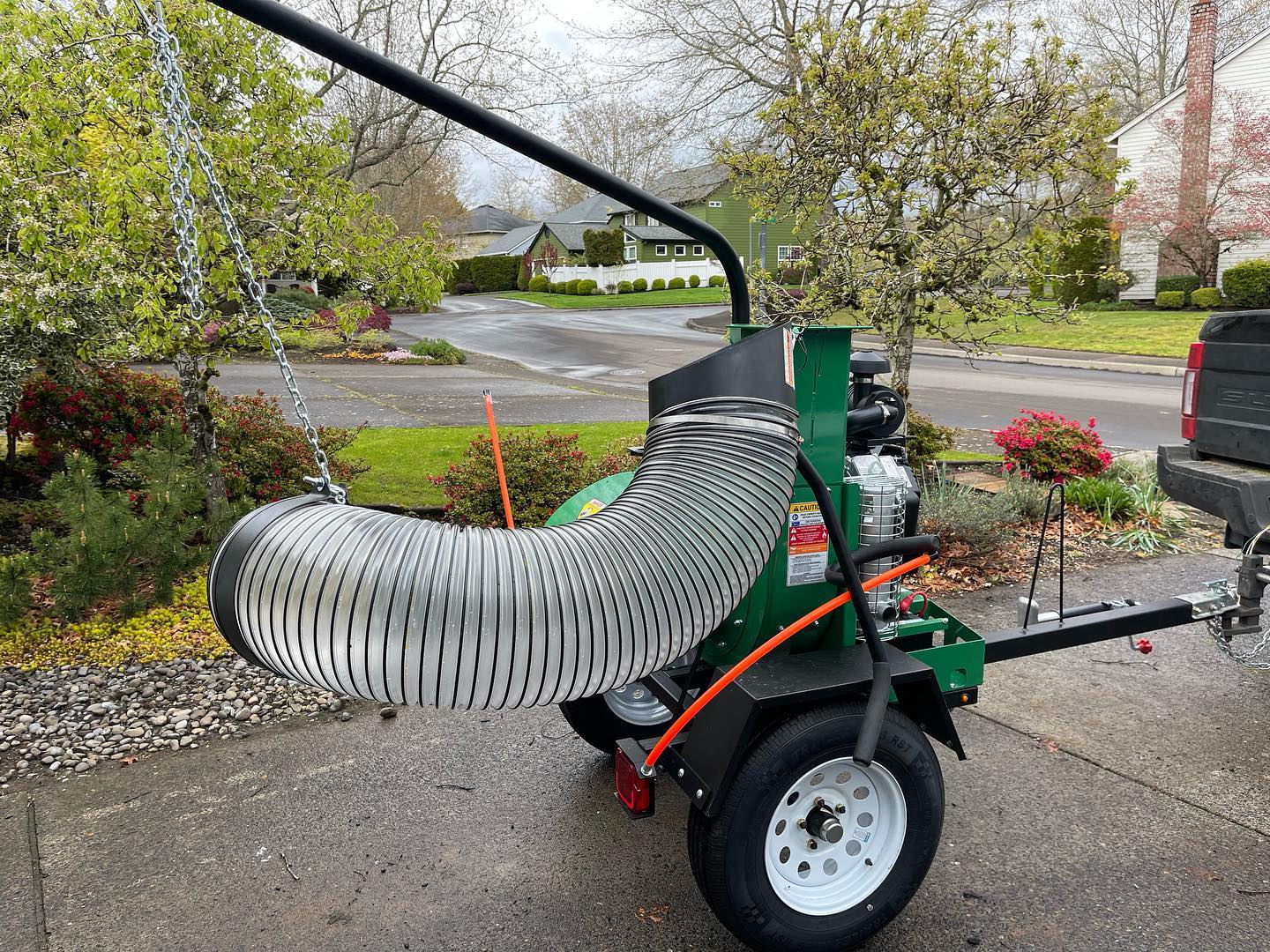 Seasonal cleanup services in Clackamas, OR - landscaping and garden maintenance